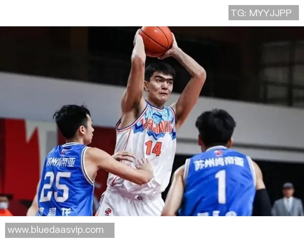 新疆队26号鲁吐布拉再度献绝杀，助球队豪取连胜！